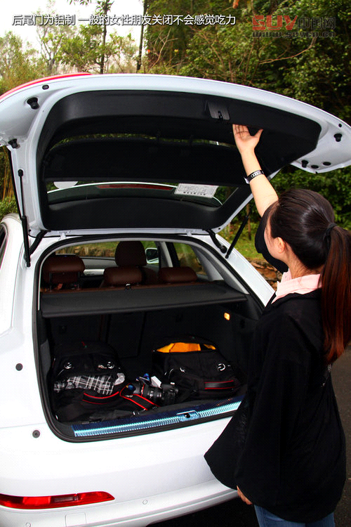 試駕國產奧迪Q3 35TFSI自信滿滿的小SUV