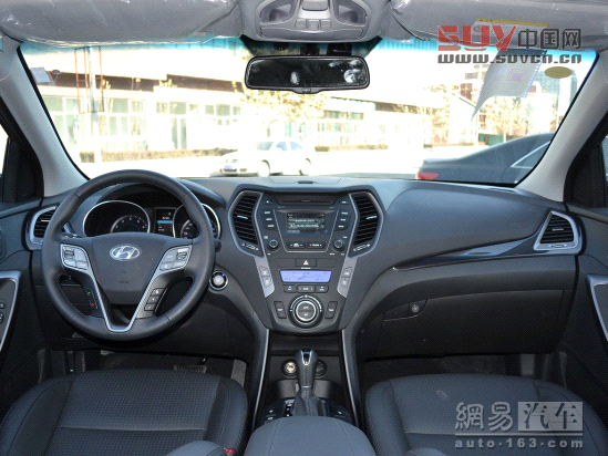 現(xiàn)代全新勝達(dá)  2013款 2.4AT 四驅(qū)尊貴型(DLX 7座)