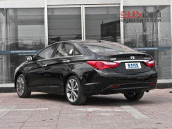 北京現代2013款索納塔八