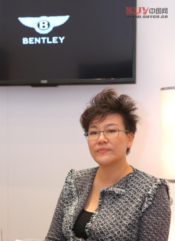 深圳佳鴻貿易發展有限公司董事長秋平女士 %281%29