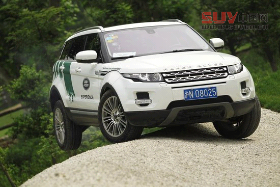 享英倫越野魅力 還原路虎體驗中心探險之旅