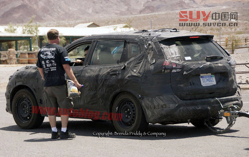 日產(chǎn)新款中型SUV諜照 搭新1.2T增壓引擎