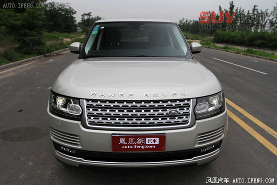 媒體測試路虎攬勝5.0L NA 索利赫爾城堡