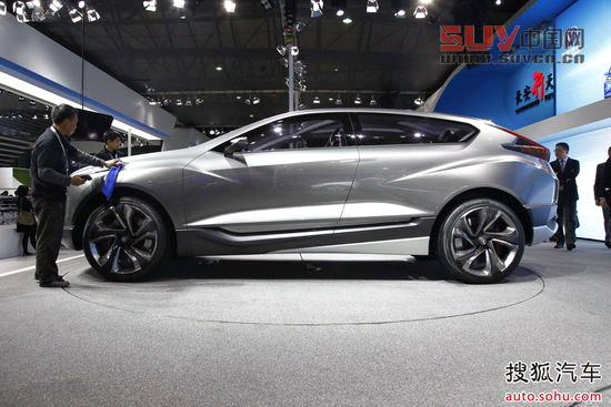 長安CS95 上海車展實拍