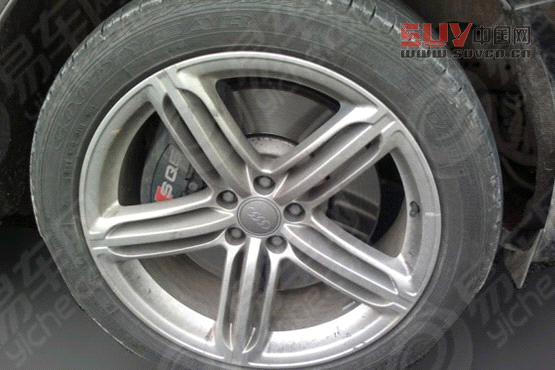 奧迪SQ5國內(nèi)路試諜照 或?qū)⒛陜?nèi)引入上市