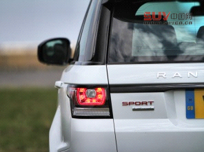 愛卡英國首試2014路虎攬勝運動版