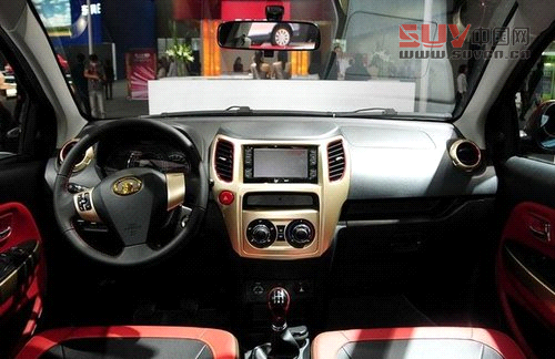 硬派迷你SUV哈弗M4 品質(zhì)硬功能全配置牛