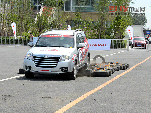 哈弗SUV在比賽中
