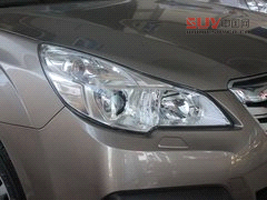 斯巴魯 傲虎 2.5L CVT 車輛右前大燈45度視角