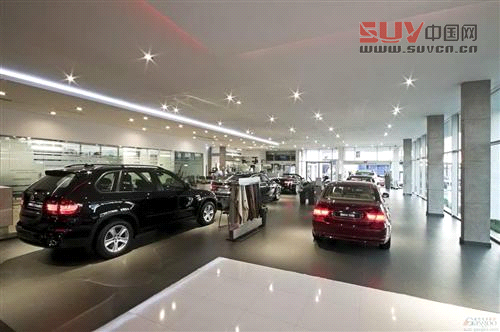 蓋世汽車訊 8月8日，寶馬集團(tuán)宣布今年7月份全球銷量為15.2萬輛，同比增長12%；在最大單一市場中國銷量同比激增近40%。