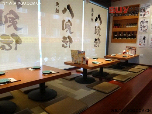 夜深別“宵”停 開自主SUV帶上朋友吃宵夜