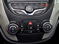 夜深別“宵”停 開自主SUV帶上朋友吃宵夜