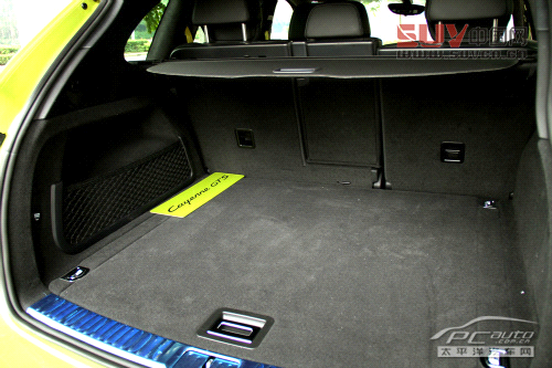 關(guān)山度若飛 測試保時捷Cayenne GTS