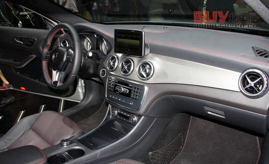 奔馳GLA亮相法蘭克福 設計動感野性十足