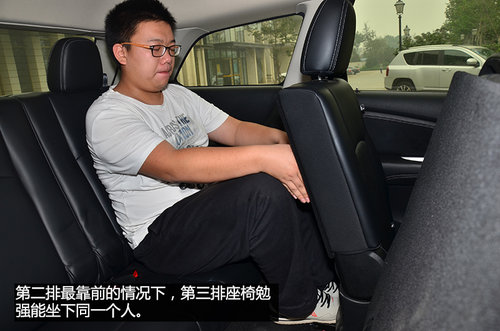 道奇酷威儲物功能/便利性 滿足日常使用