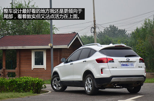 賣(mài)相好/品質(zhì)過(guò)關(guān) 試駕一汽奔騰X80 2.3L