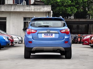 長安長安汽車長安CS352012款 1.6L 手動豪華型