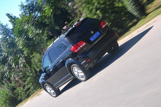 試駕進口SUV菲亞特菲躍 動力與舒適并存