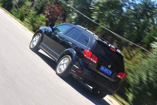 試駕進口SUV菲亞特菲躍 動力與舒適并存