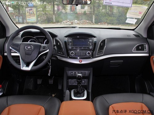 兩者各自均有優勢 陸風X5對比瑞風S5