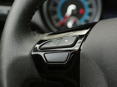 兩者各自均有優勢 陸風X5對比瑞風S5