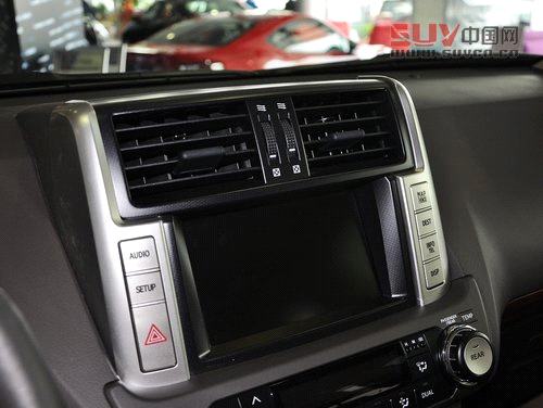 一汽豐田  4.0L AT 中控儀表臺上方