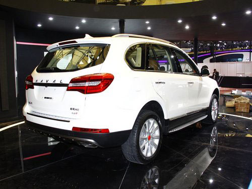 哈弗汽車 2.0T 自動 車輛右側尾部視角