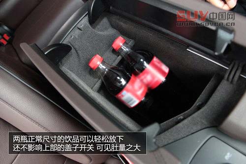 豪華且實(shí)用 奔馳新ML350-SUV儲(chǔ)物便利性