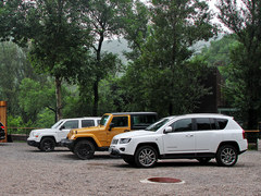 感受全能 動態試駕2014款全新大切諾基