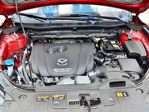 長安馬自達(dá)  2.5L 自動(dòng) 發(fā)動(dòng)機(jī)局部特寫