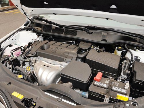 豐田(進(jìn)口)  2.7L 自動(dòng) 發(fā)動(dòng)機(jī)主體特寫