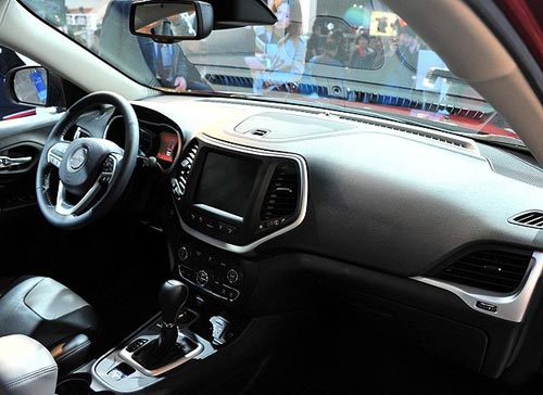 [國內車訊]自由光或12月底上市 預售35萬起