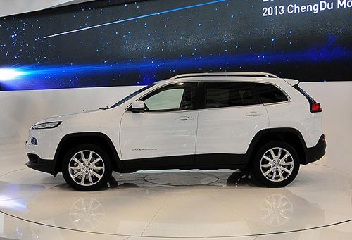 [國內車訊]自由光或12月底上市 預售35萬起