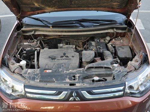 Jeep指南者對(duì)比三菱歐藍(lán)德