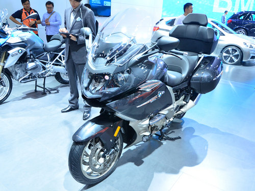 展臺(tái)精品都是無價(jià)寶 廣州車展見聞花絮