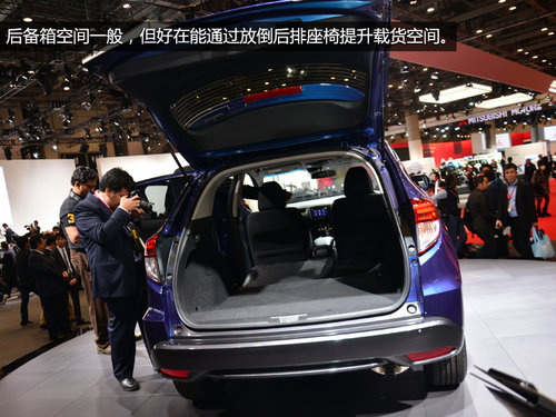 會國產的小型SUV 東京車展實拍本田VEZEL