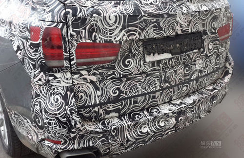 寶馬改款X3國(guó)內(nèi)諜照曝光 預(yù)計(jì)明年發(fā)布