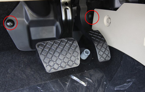 方向變重/存隱患 新朗逸隔音棉纏轉向軸