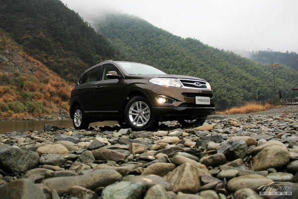 自主SUV攪局者 試駕瑞虎5 2.0L MT家悅版