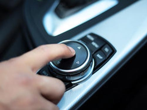 實力暴增 試寶馬3系旅行車328iM套件版