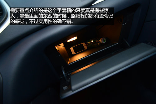 強(qiáng)有力的對(duì)手 試駕Jeep自由光2.4L 9速