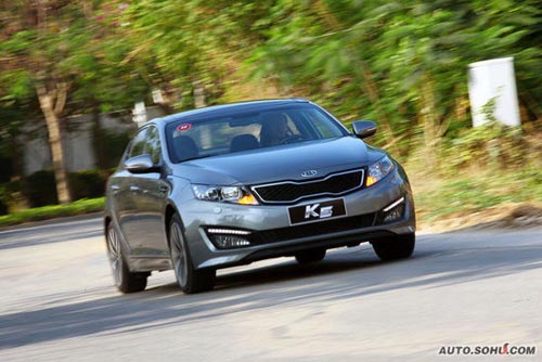 起亞 K5 實(shí)拍 評(píng)測(cè) 圖片