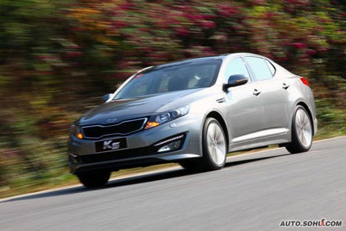 起亞 K5 實(shí)拍 評(píng)測(cè) 圖片