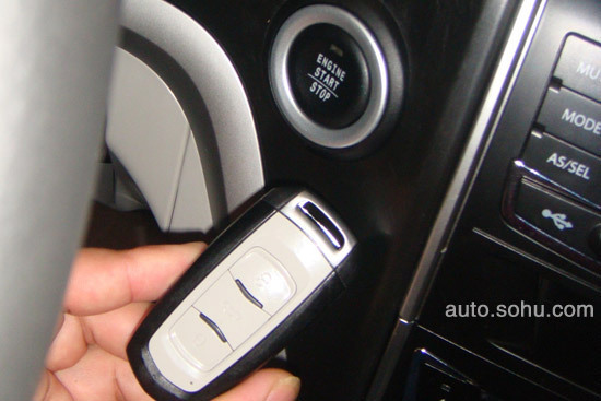 2014款帝豪EC7諜照