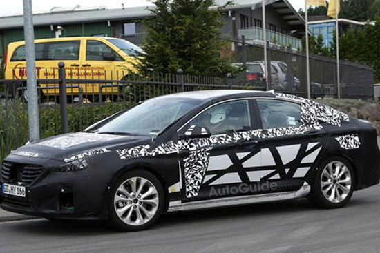 第九代索納塔諜照