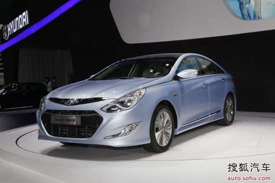 現(xiàn)代索納塔混合動力車 廣州車展實拍