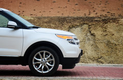 FBI大批出動(dòng)！福特新探險(xiǎn)者尊享型試駕