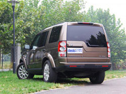 動力強勁視線好 試路虎第四代發現5.0HSE