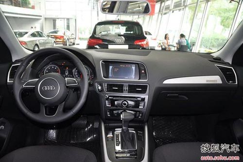 奧迪 Q5 實(shí)拍 內(nèi)飾 圖片