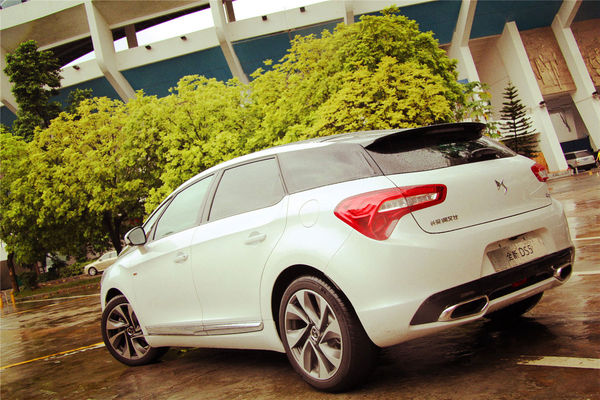 DS 5 實拍 圖解 圖片